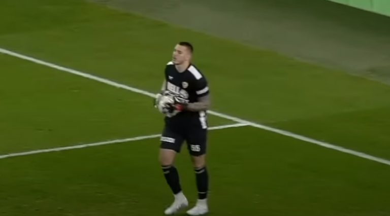 Doelman Zsombor Senko op social media uitgeroepen tot meest onsportieve keeper ter wereld