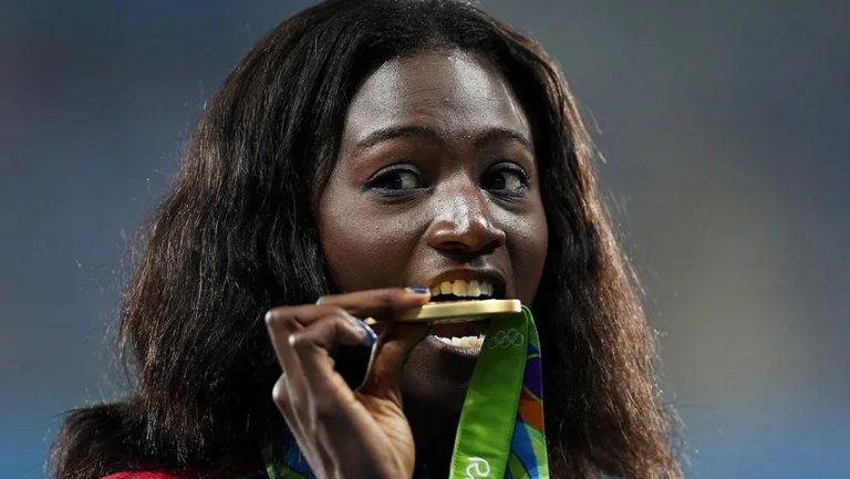 Atletiekwereld in shock na plotseling overlijden van Tori Bowie